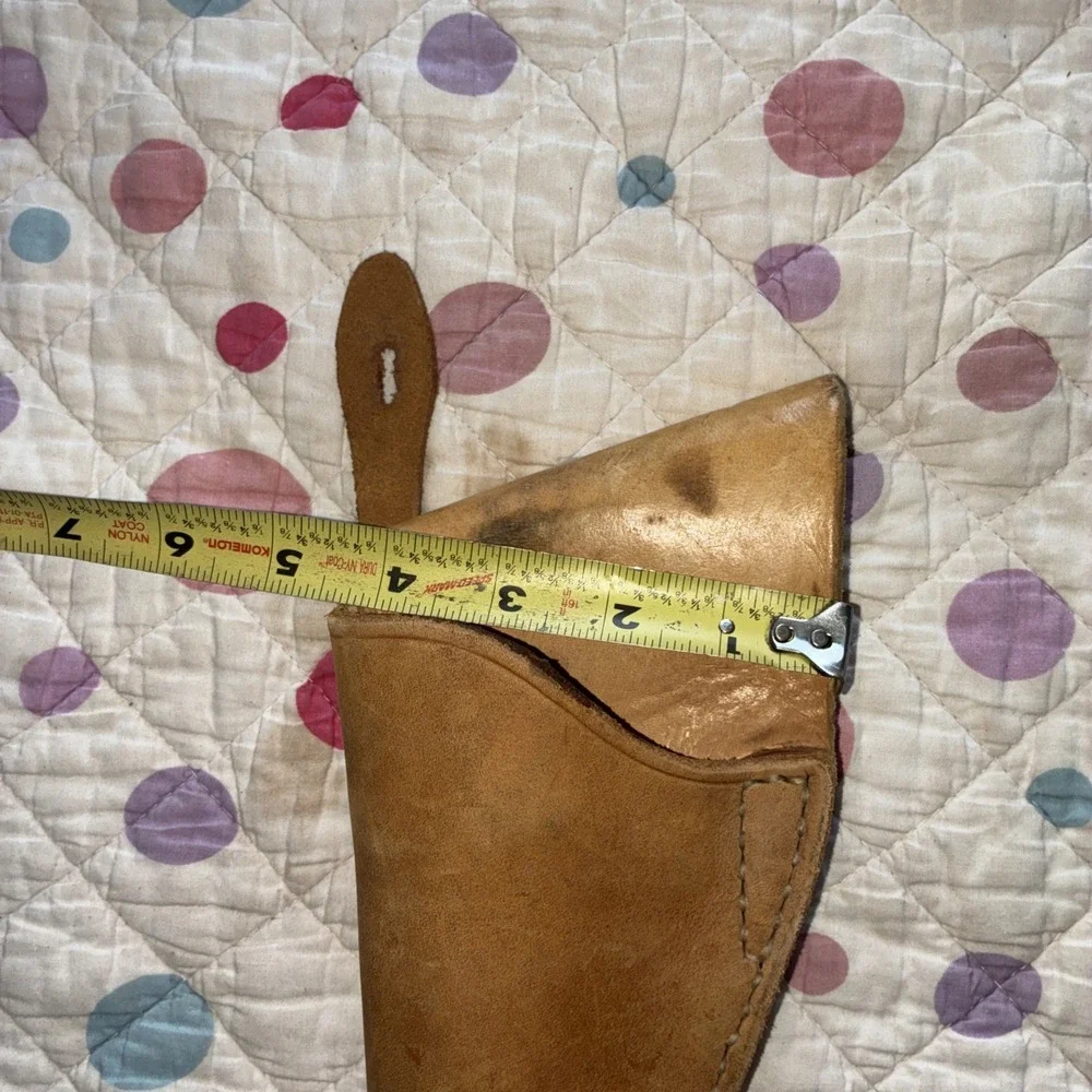 handmade leather holster left hand 12x5 Brown
